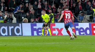 开云体育官网-【欧冠】阿尔瓦雷斯点球违例，皇马点球大战淘汰马竞