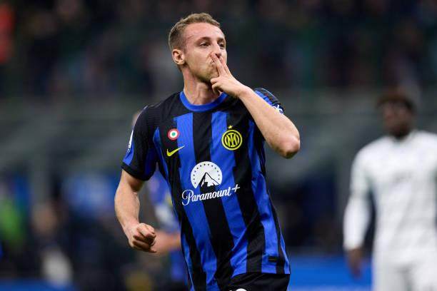 开云体育下载-还有谁？！4轮16球！领跑12分！国米杀疯了！赢麻了！