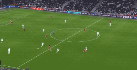 开云体育官网-豪门狂欢夜：马赛0-3利物浦 凯恩双响拜仁2-0升至第二 切尔西1-0|哈里·凯恩|帕福斯|罗斯|大卫路易斯|拜仁慕尼黑_新浪体育_新浪新闻