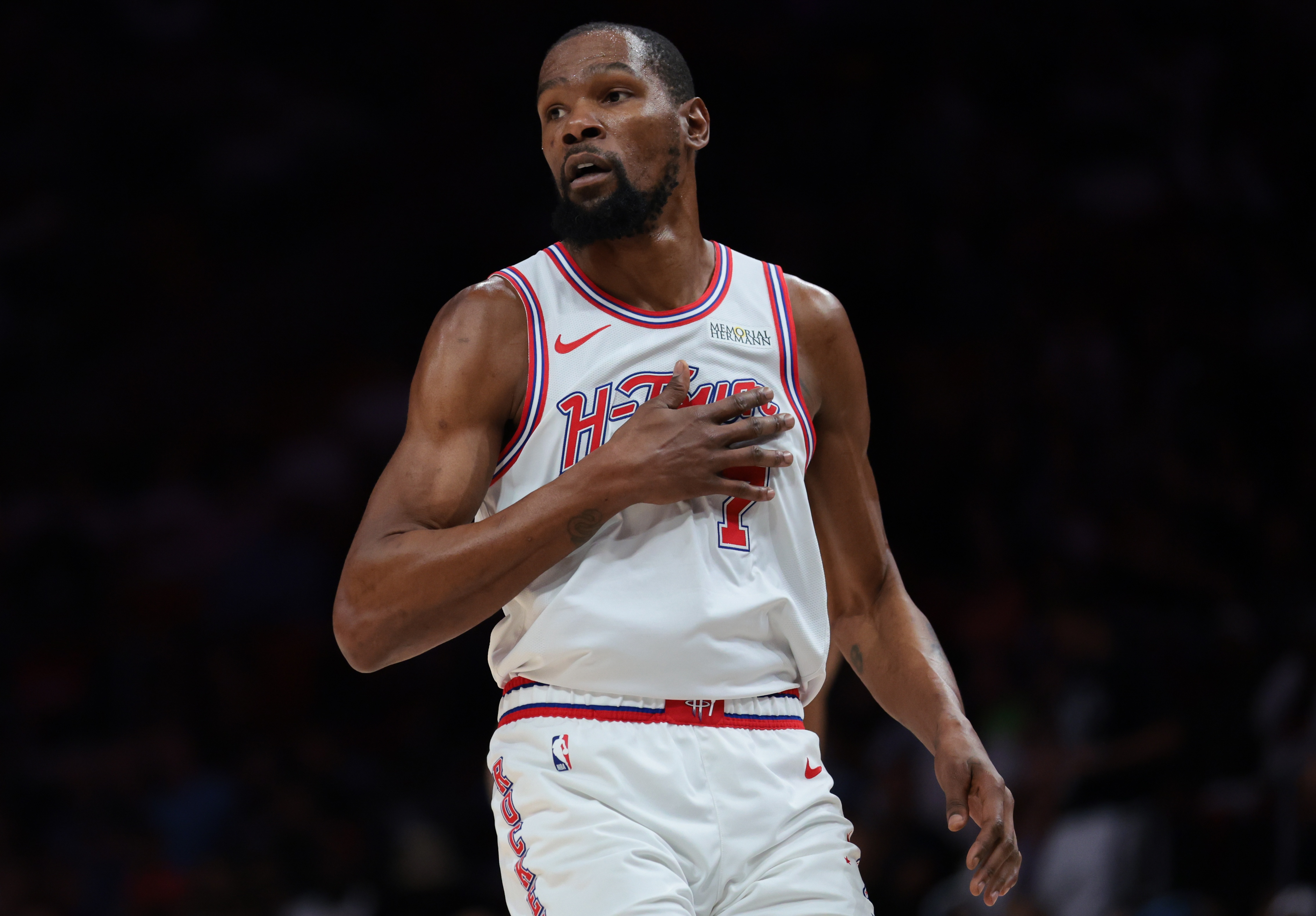 开云体育官网-总进球榜人均名人堂？老詹超天勾 保罗差5球进前40 三少库赞在列