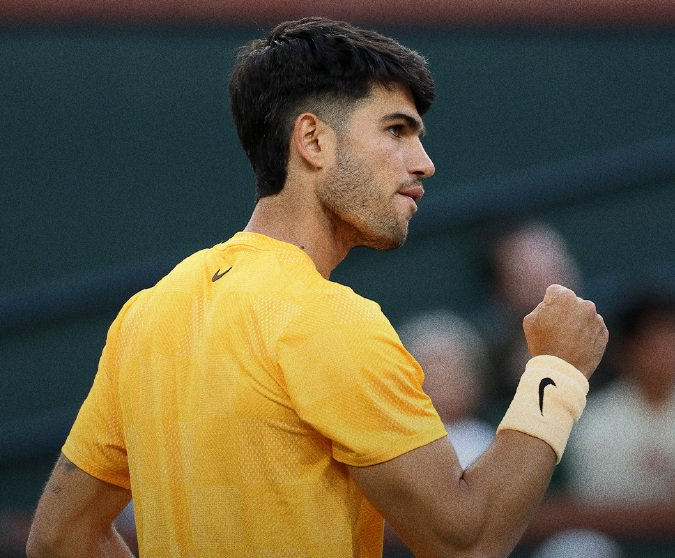 开云-德约燃尽遭逆转，阿卡抢七晋级，莱巴小白菜收大礼，大富复仇本本|德约科维奇|德雷珀|名将|冠军|捷克_新浪新闻