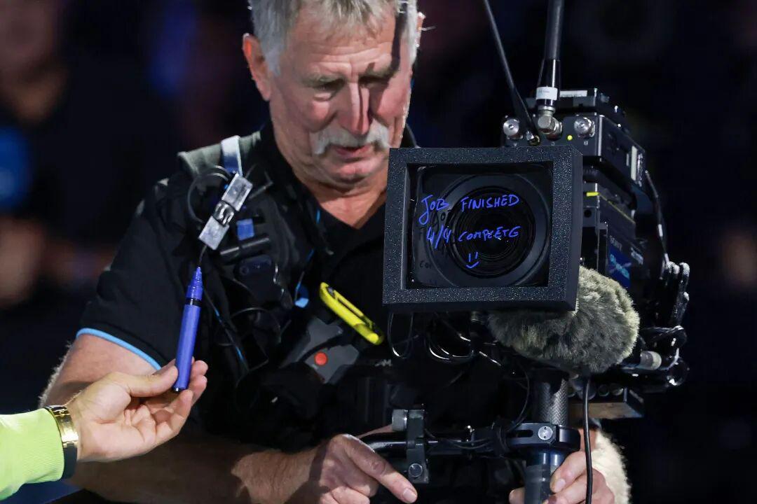 刚达成全满贯，阿卡就宣布了自己退役时间？