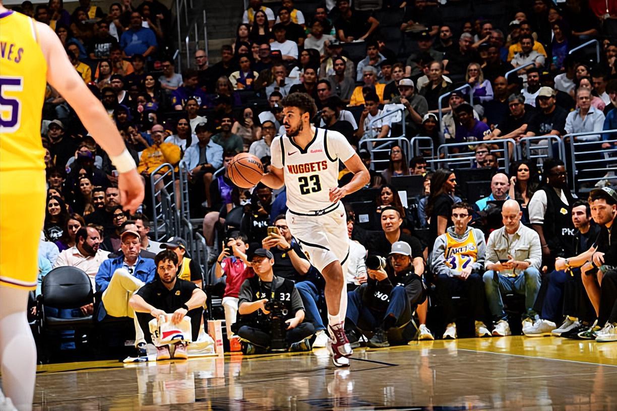 开云APP-锋线大将的手感依然相当不错，但掘金的整体情况还是差了点意思？