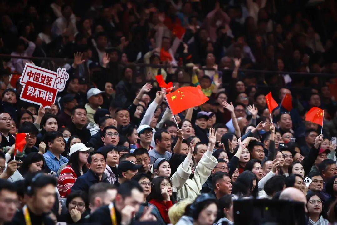开云体育下载-晋级世界杯只是开始！中国女篮险胜捷克，但这一战给全队敲响警钟