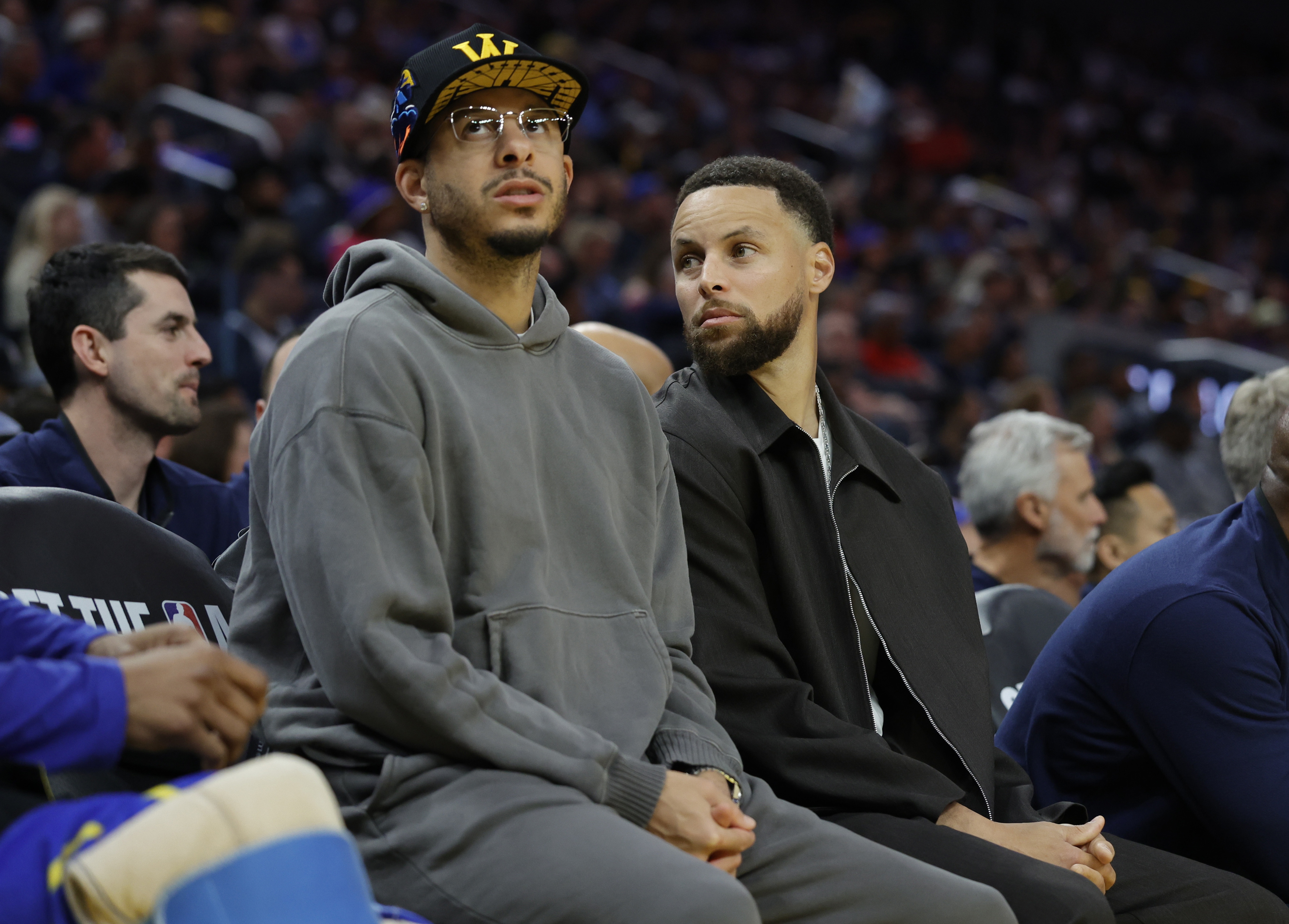 KAIYUN-金州伤病梦魇！巴特勒ACL报销 穆迪恐怖膝伤 库里跑步膝归期未定